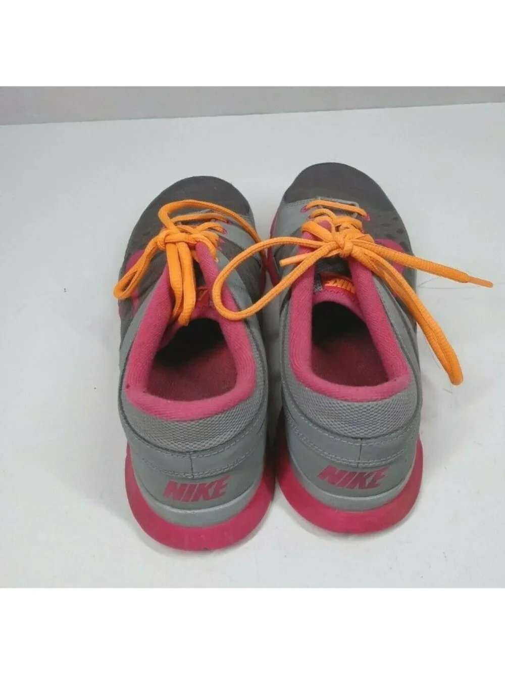 Nike Training Widths Women's Gray, Pink, & Orange Athletic Sneakers Size 10